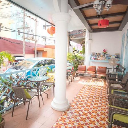 Sino House Patong Hotel Buitenkant foto