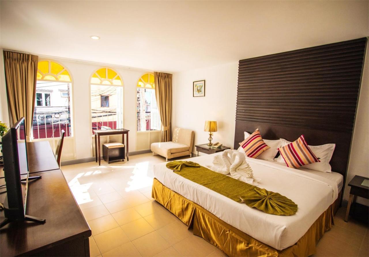 Sino House Patong Hotel Buitenkant foto