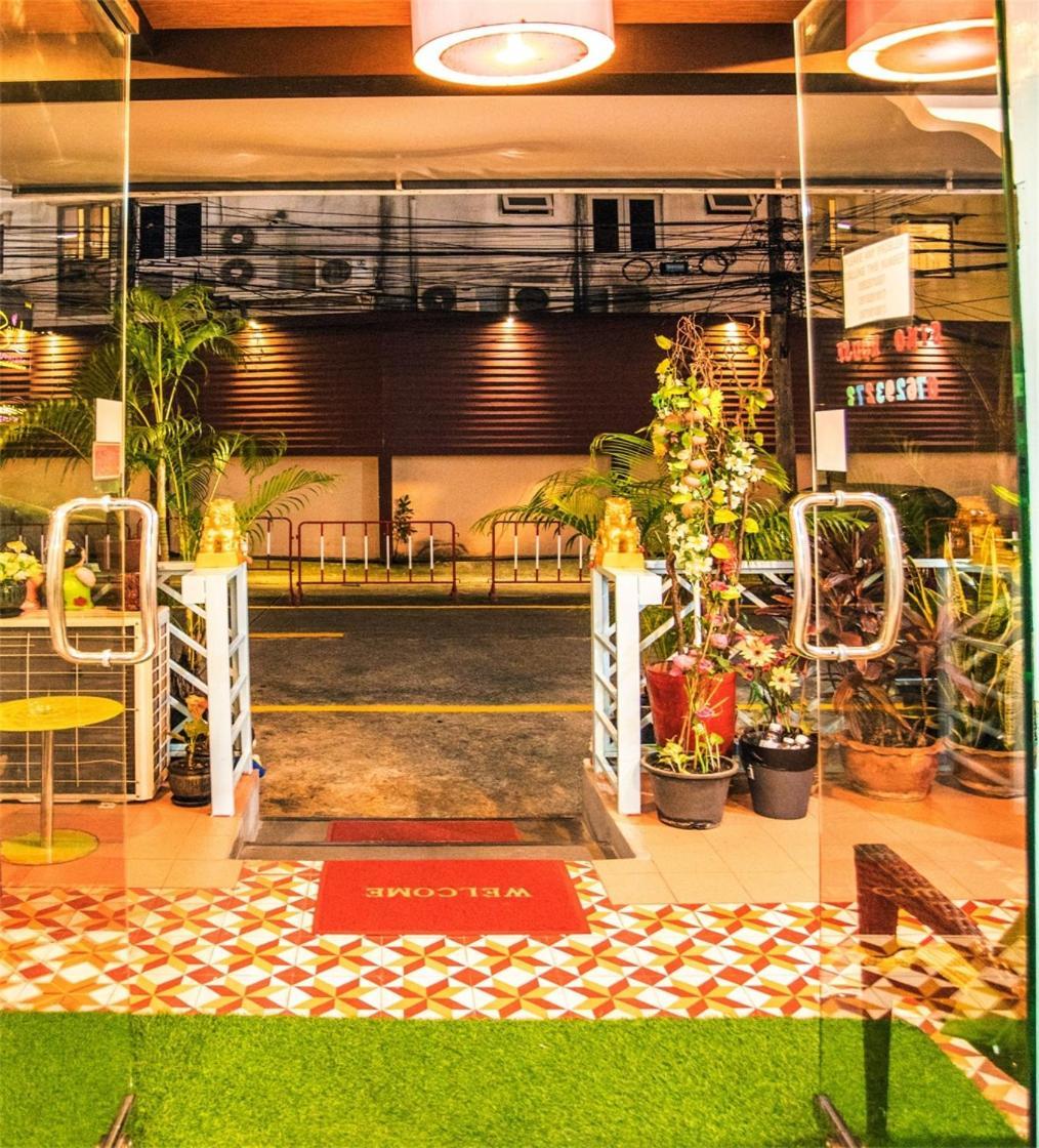 Sino House Patong Hotel Buitenkant foto